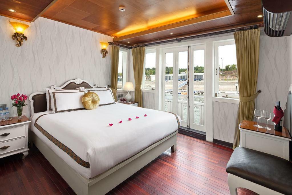 Halong Majestic Legend Cruise 4*