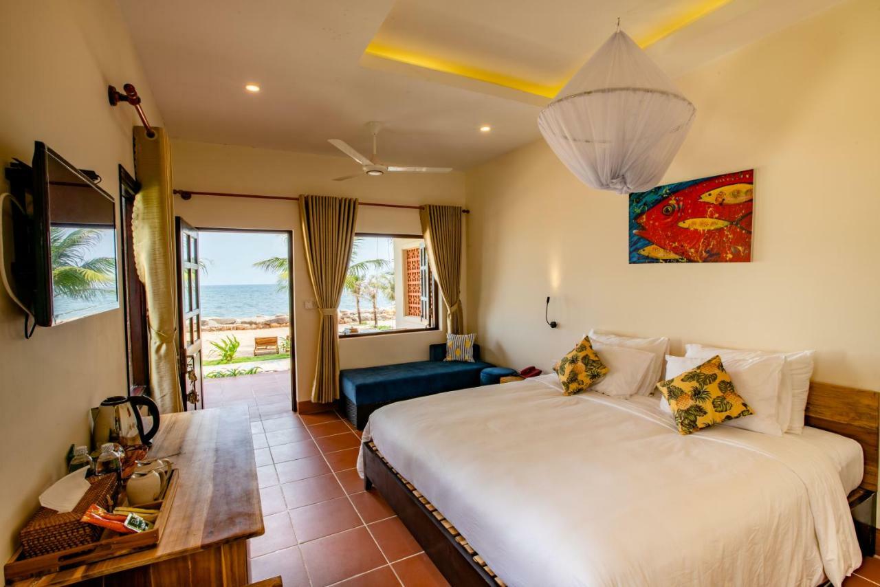 Hula Hula Beachfront Resort 3*