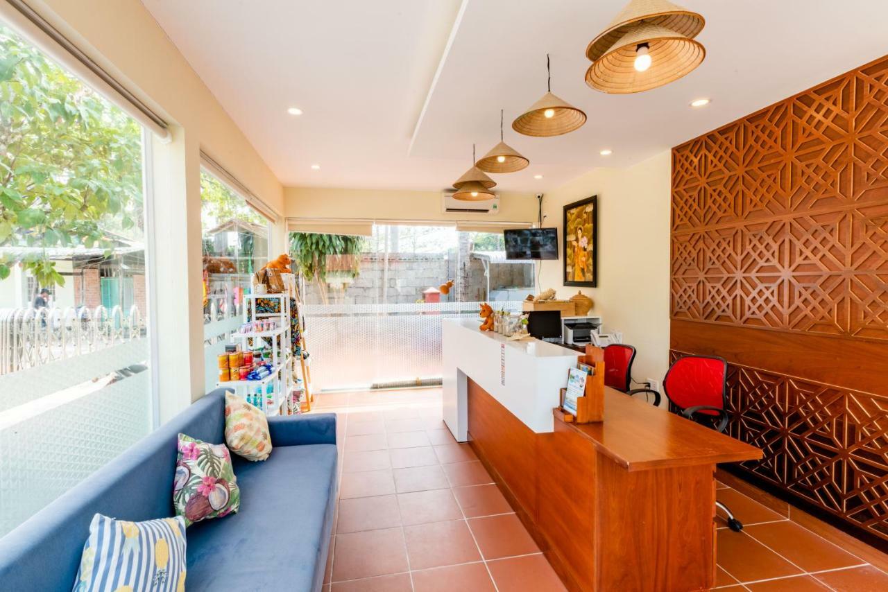 Hula Hula Beachfront 3*