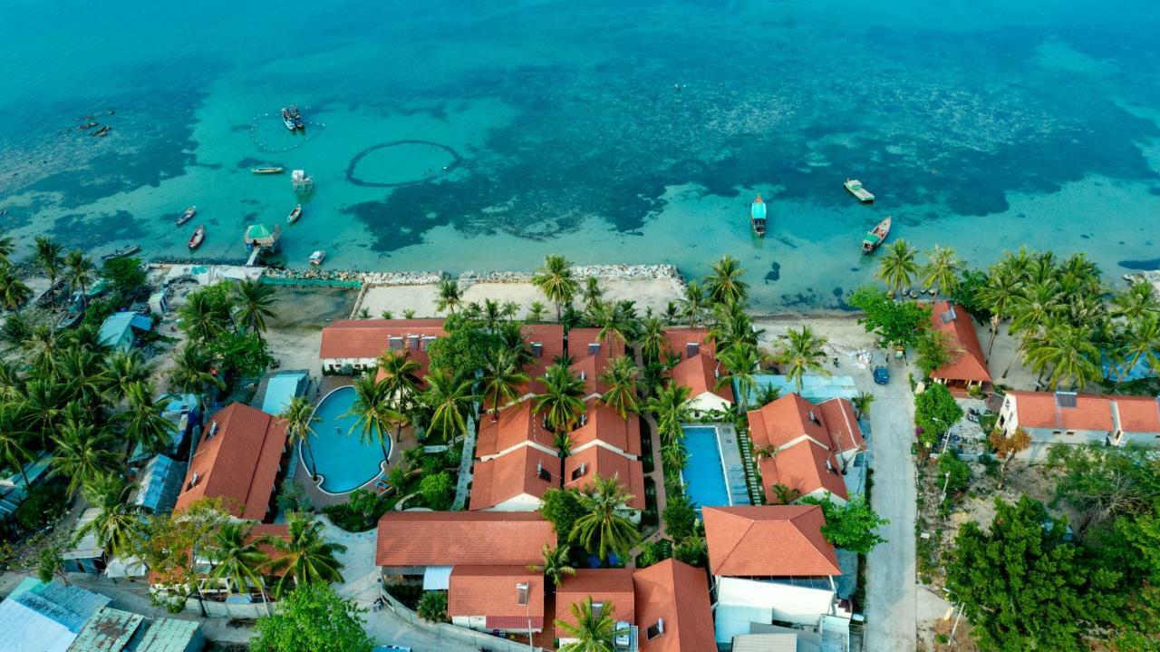 Resort Hula Hula Beachfront 3*