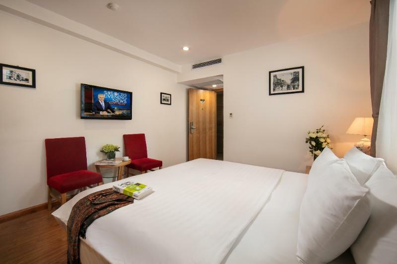Romance Hotel