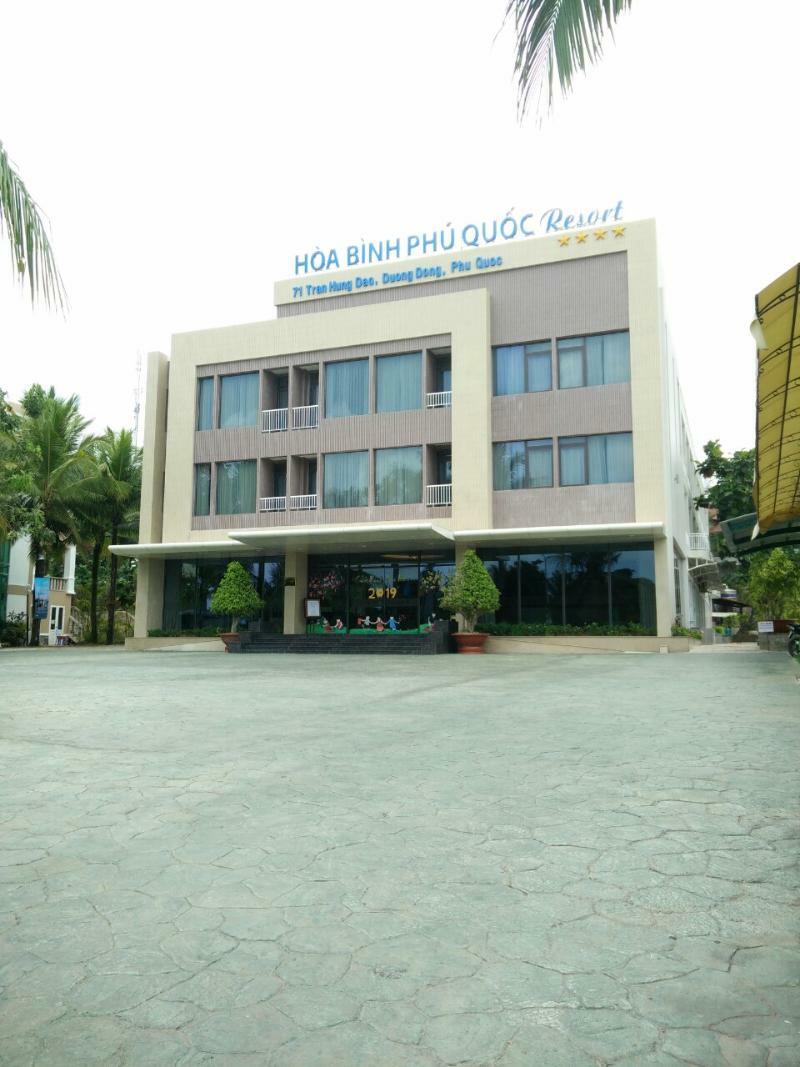 Hòa Bình Khách sạn