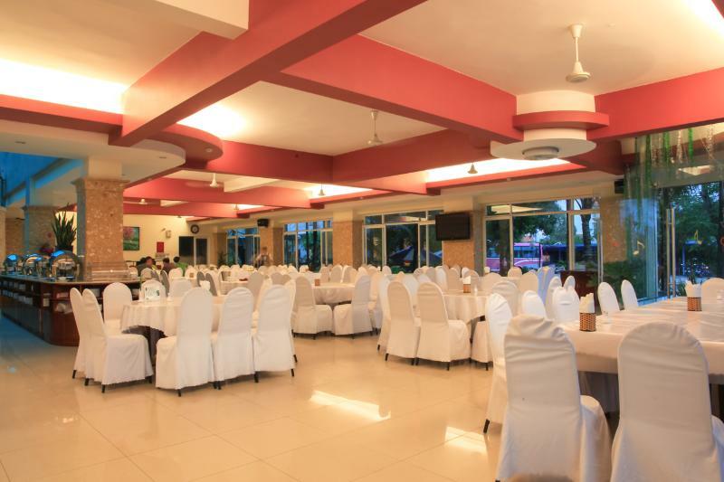 Hòa Bình Khách sạn 4*