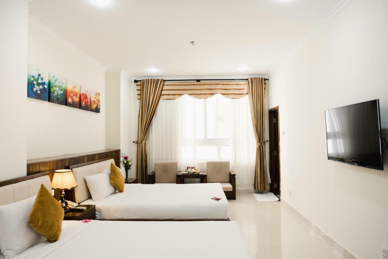 Truong Son Tung 2 3*