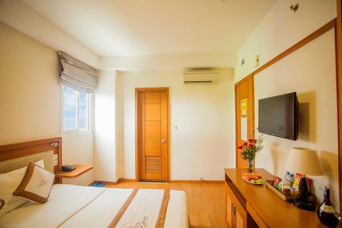 Dendro Beachfront Hotel