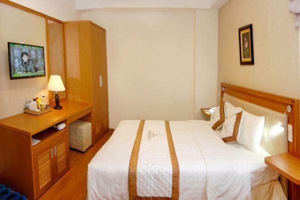 Dendro Beachfront Hotel
