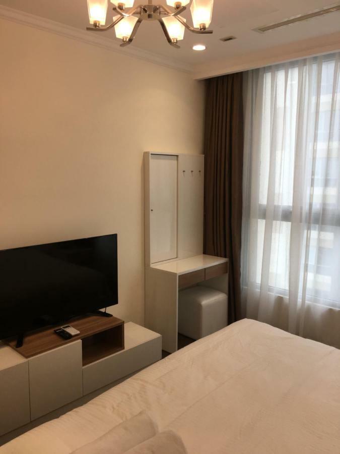Capitalland's Service Landmark 6 Vinhomes Apartment Ho-Chi-Minh-Stadt