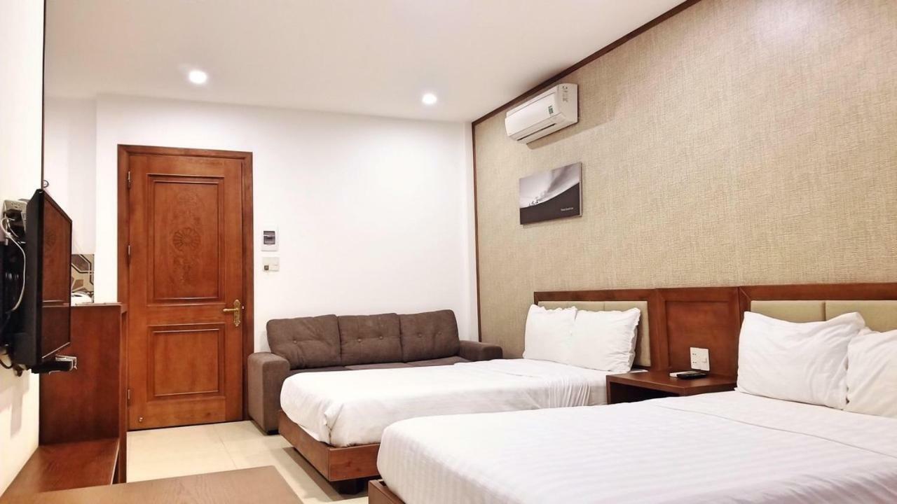 Aris & Apartment