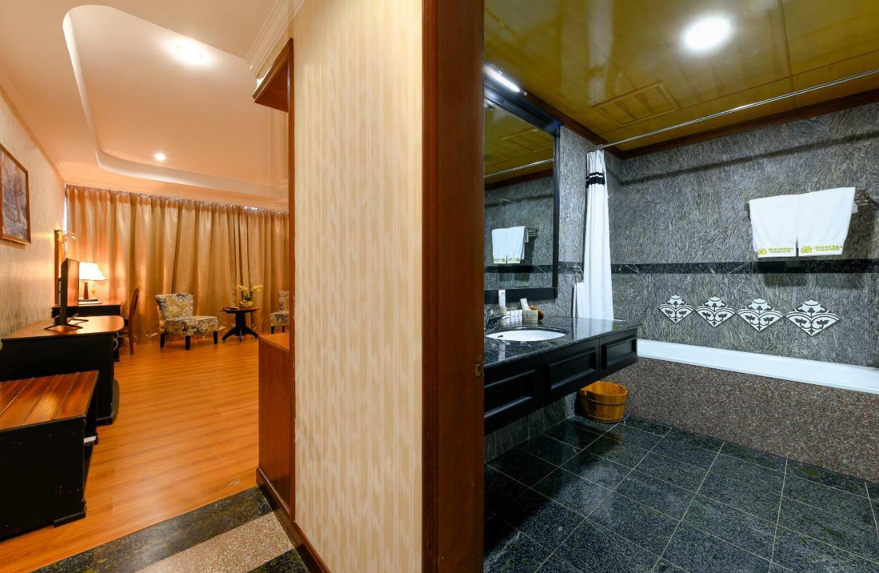 Muong Thanh Luxury Song 5*