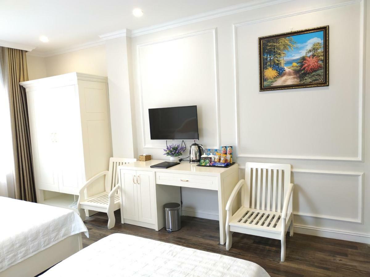 Ngoc Lan Hotel 3*