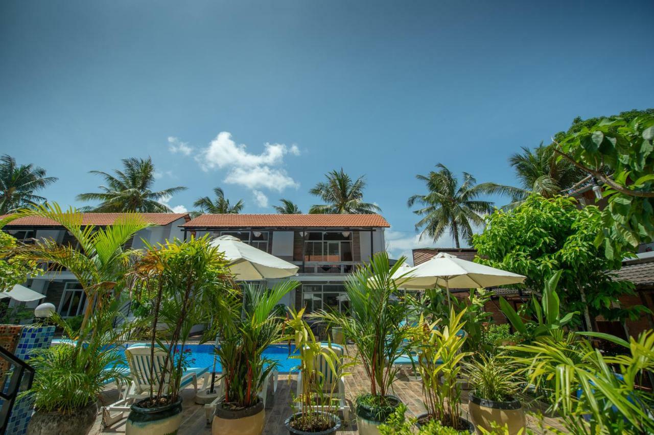 Waves Resort 3*