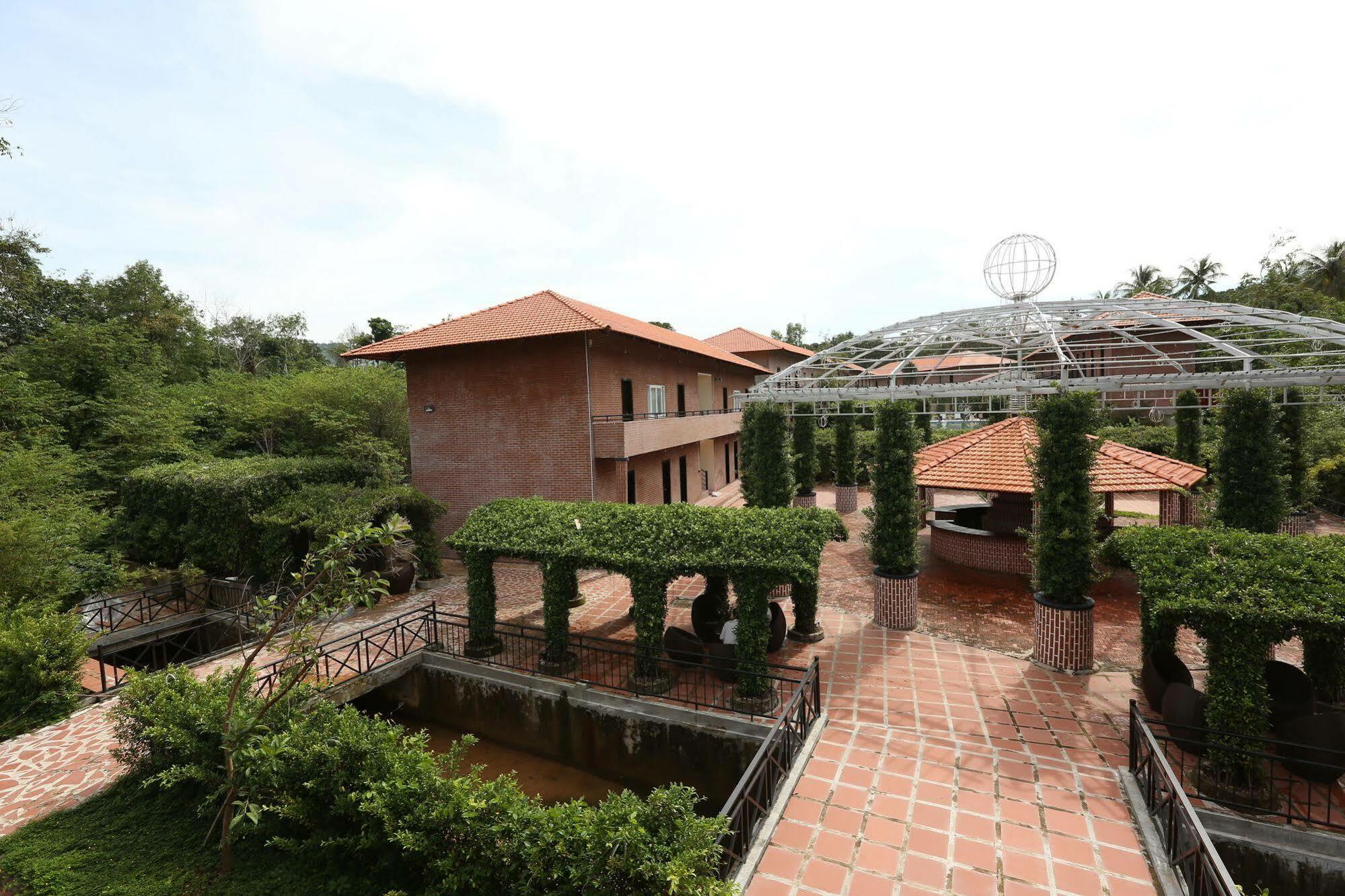 Countryside Garden & Bar Khu nghỉ mát Phú Quốc
