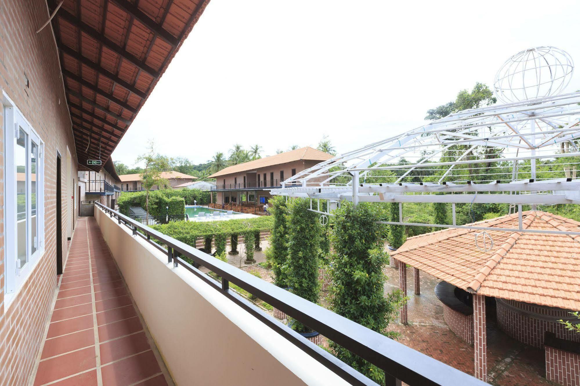 Khu nghỉ mát Countryside Garden & Bar Phú Quốc