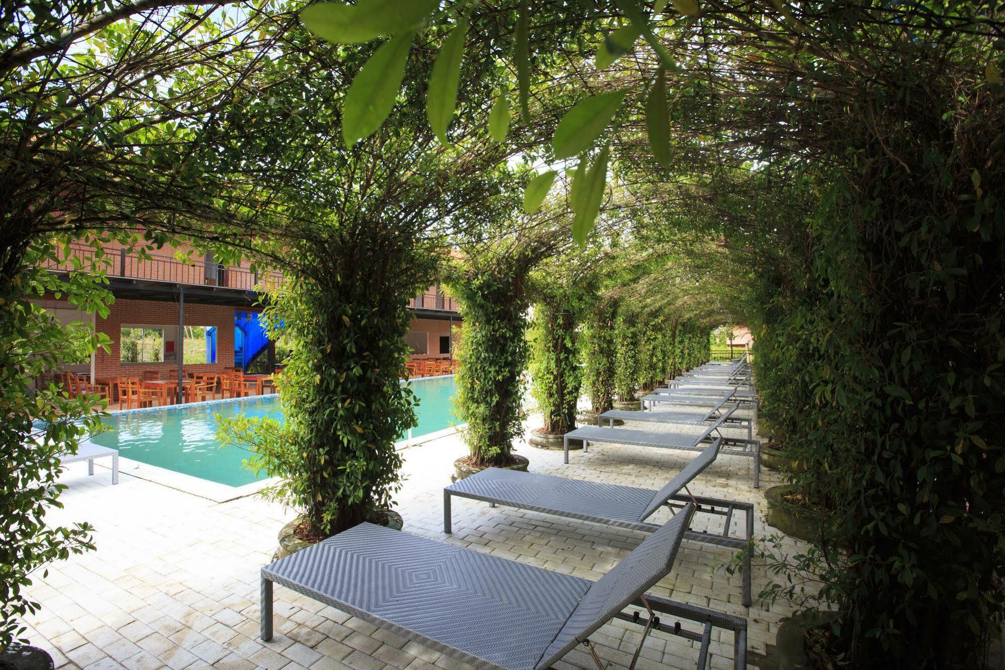 Countryside Garden & Bar Khu nghỉ mát