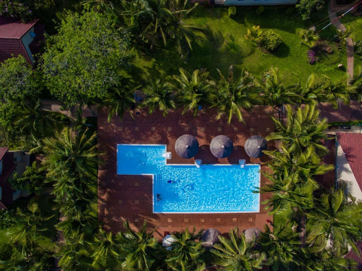 Resort Huong Phong Ho Coc