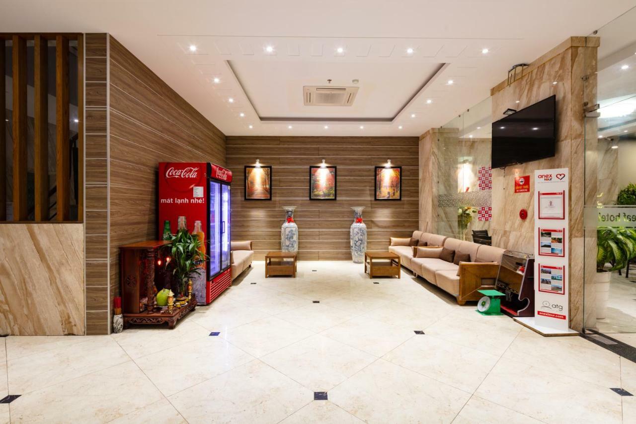 Hotel Maple Leaf & 4*