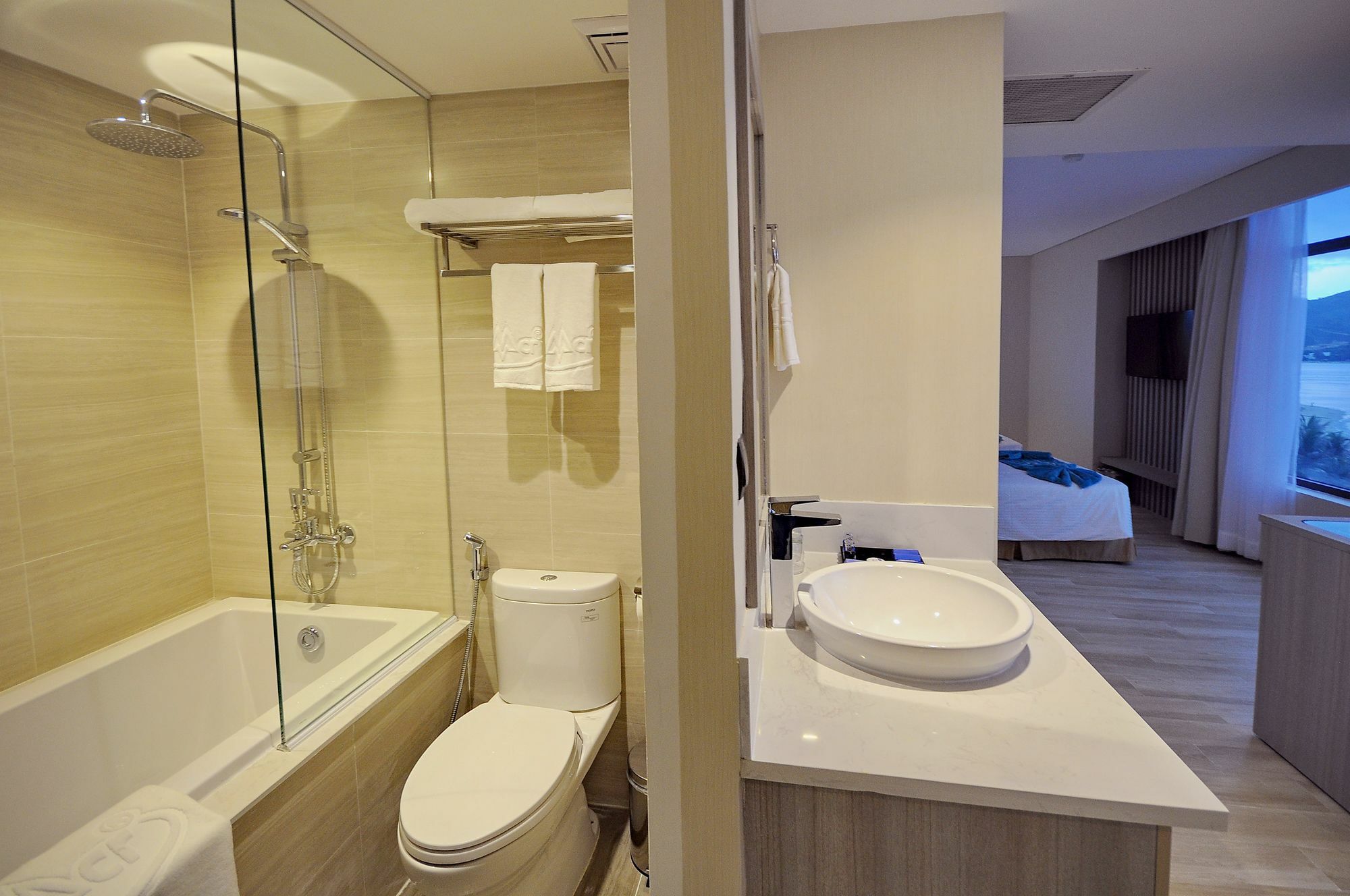 The Mcr Luxury Managed By Bizciti 4* Nha Trang