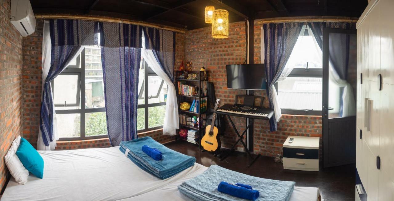 Homestay Halo Bay *