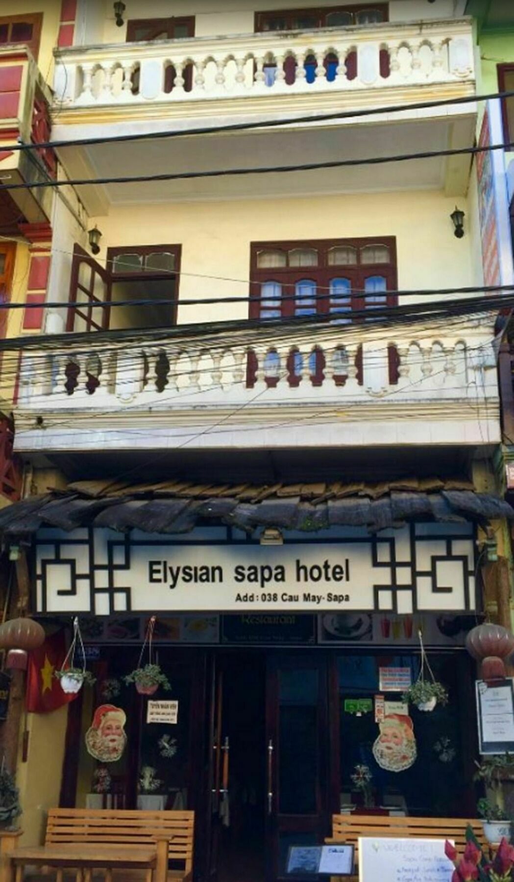 Hotel Elysian 2*
