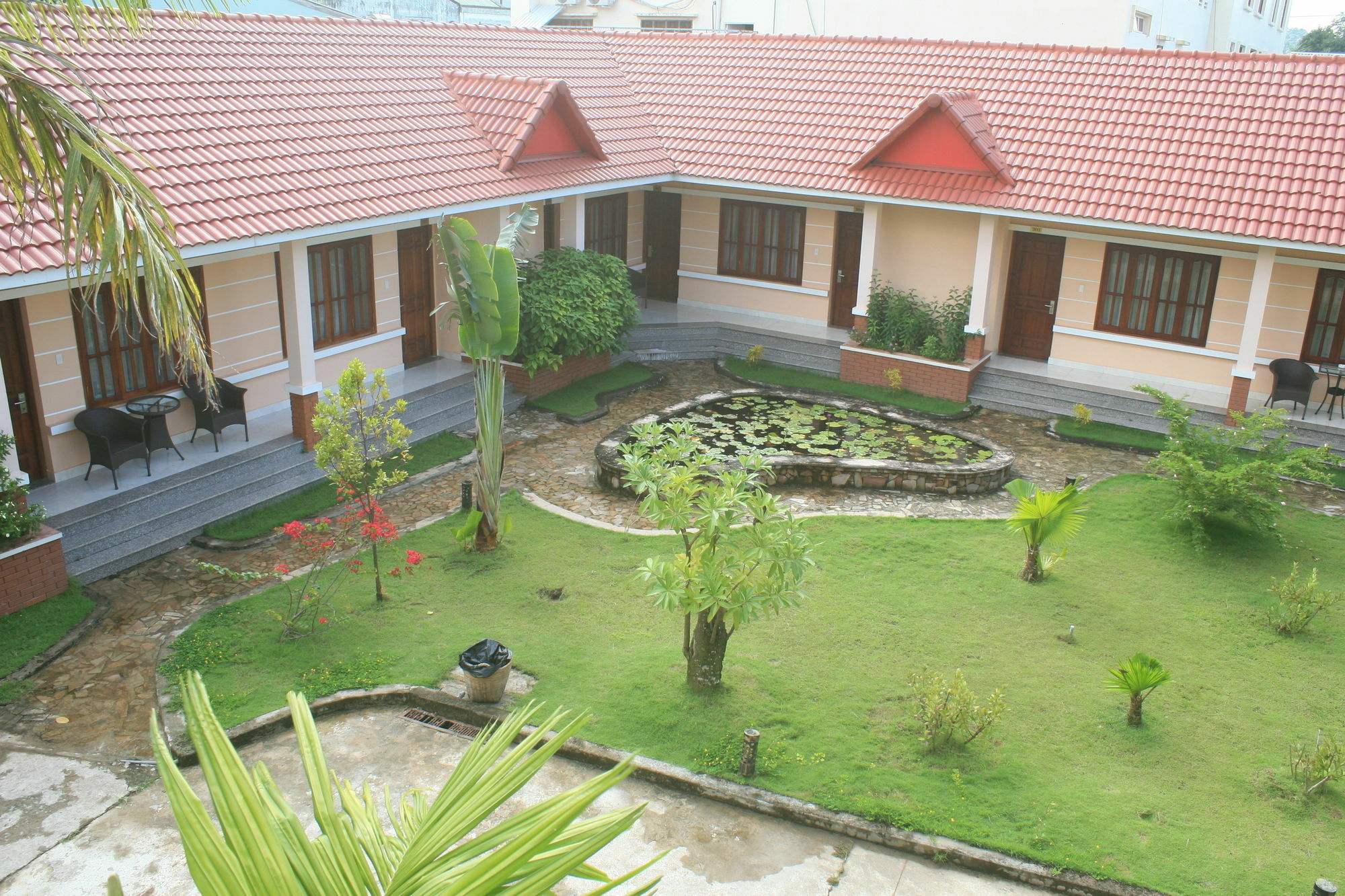T19 Resort