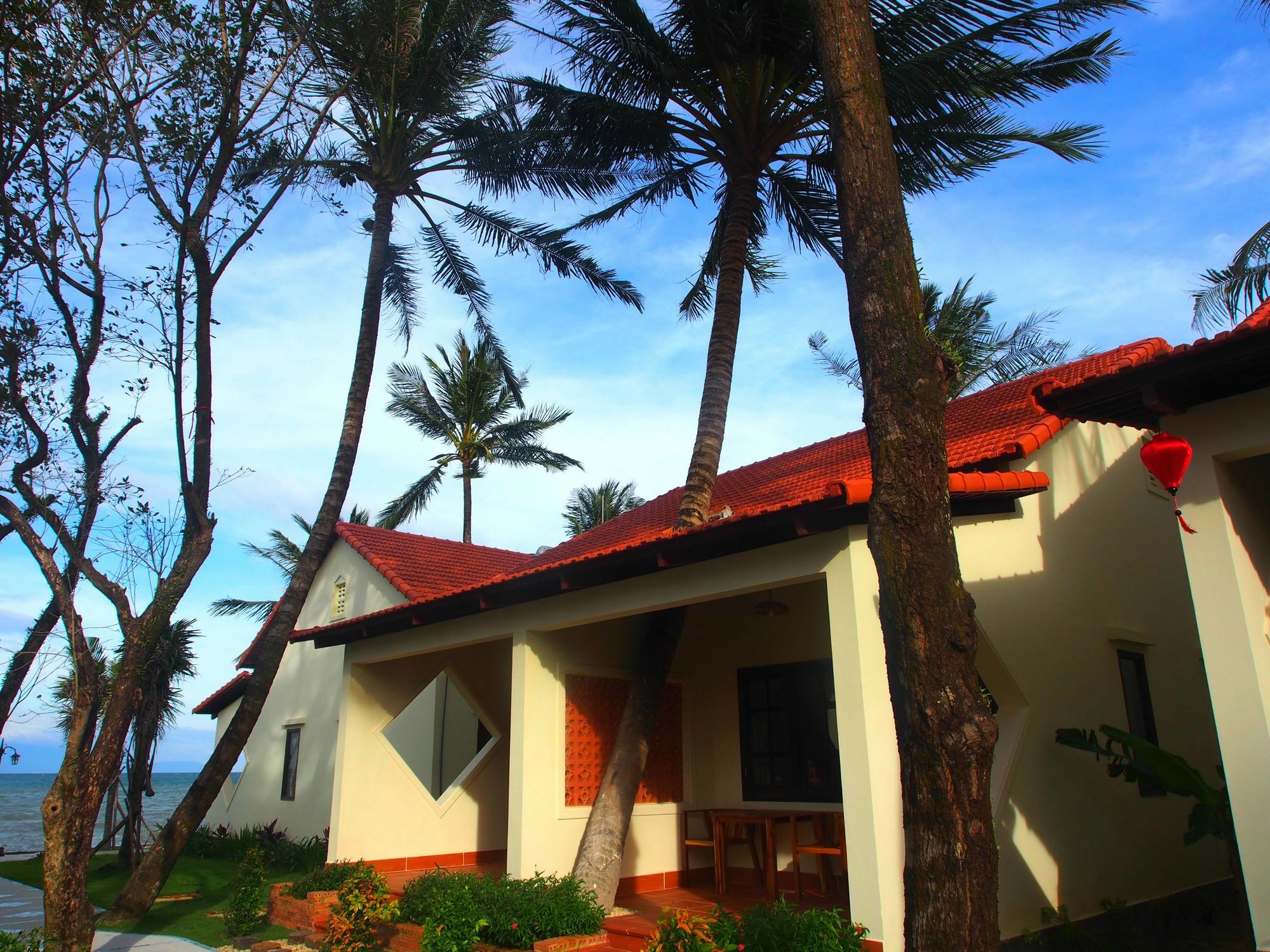 Hula Hula Beachfront 3* Phu Quoc
