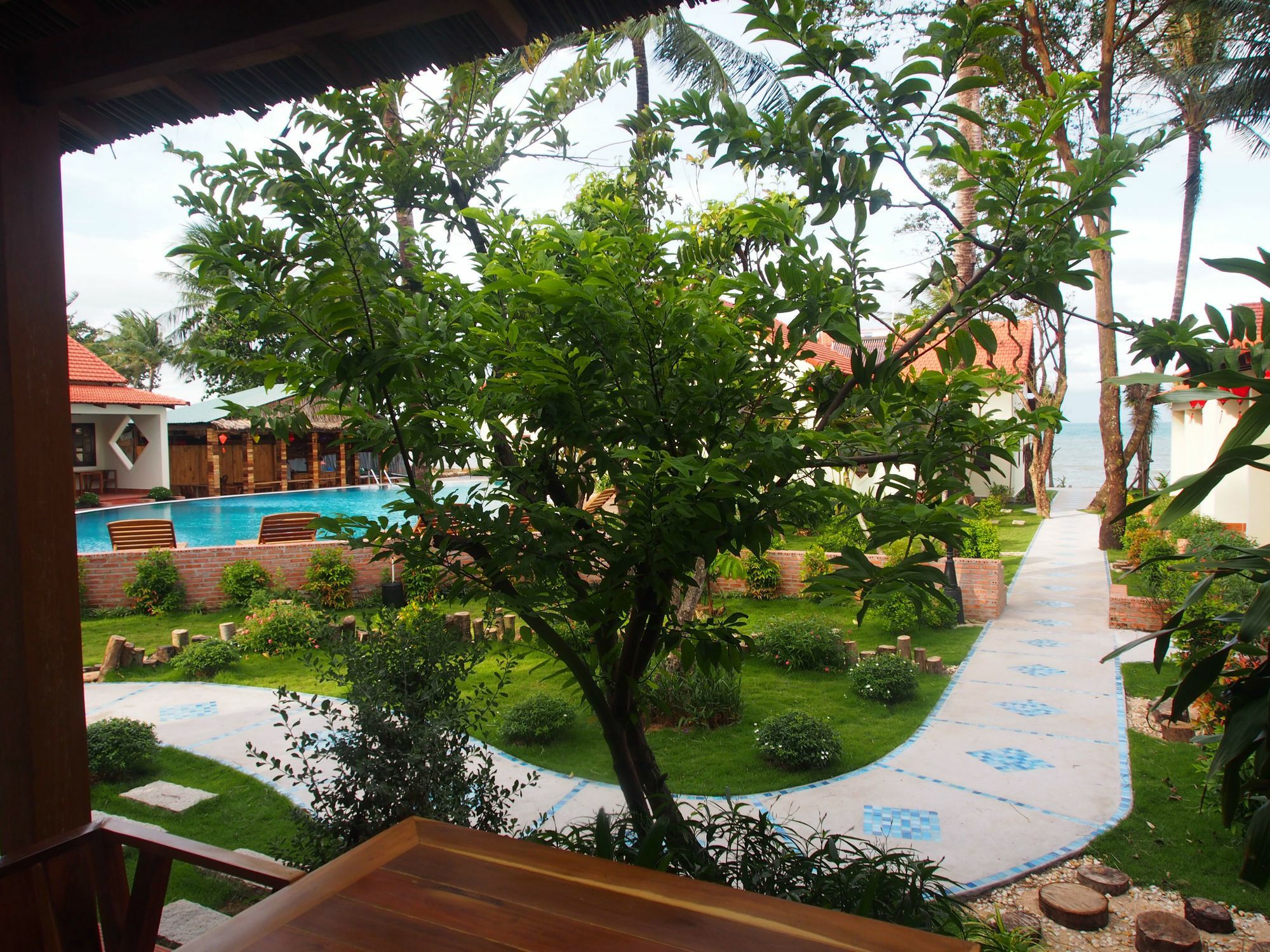 Hula Hula Beachfront Phu Quoc