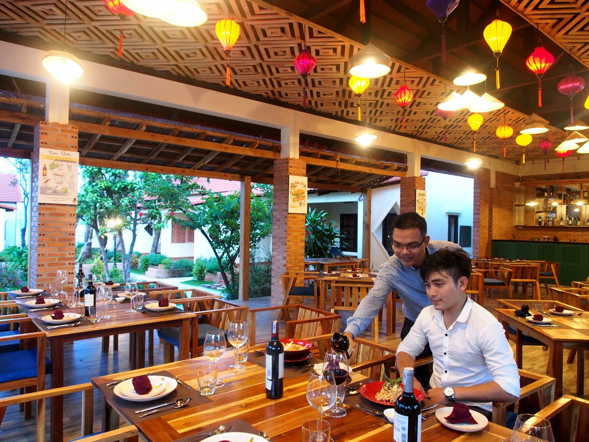 Hula Hula Beachfront Resort Phu Quoc