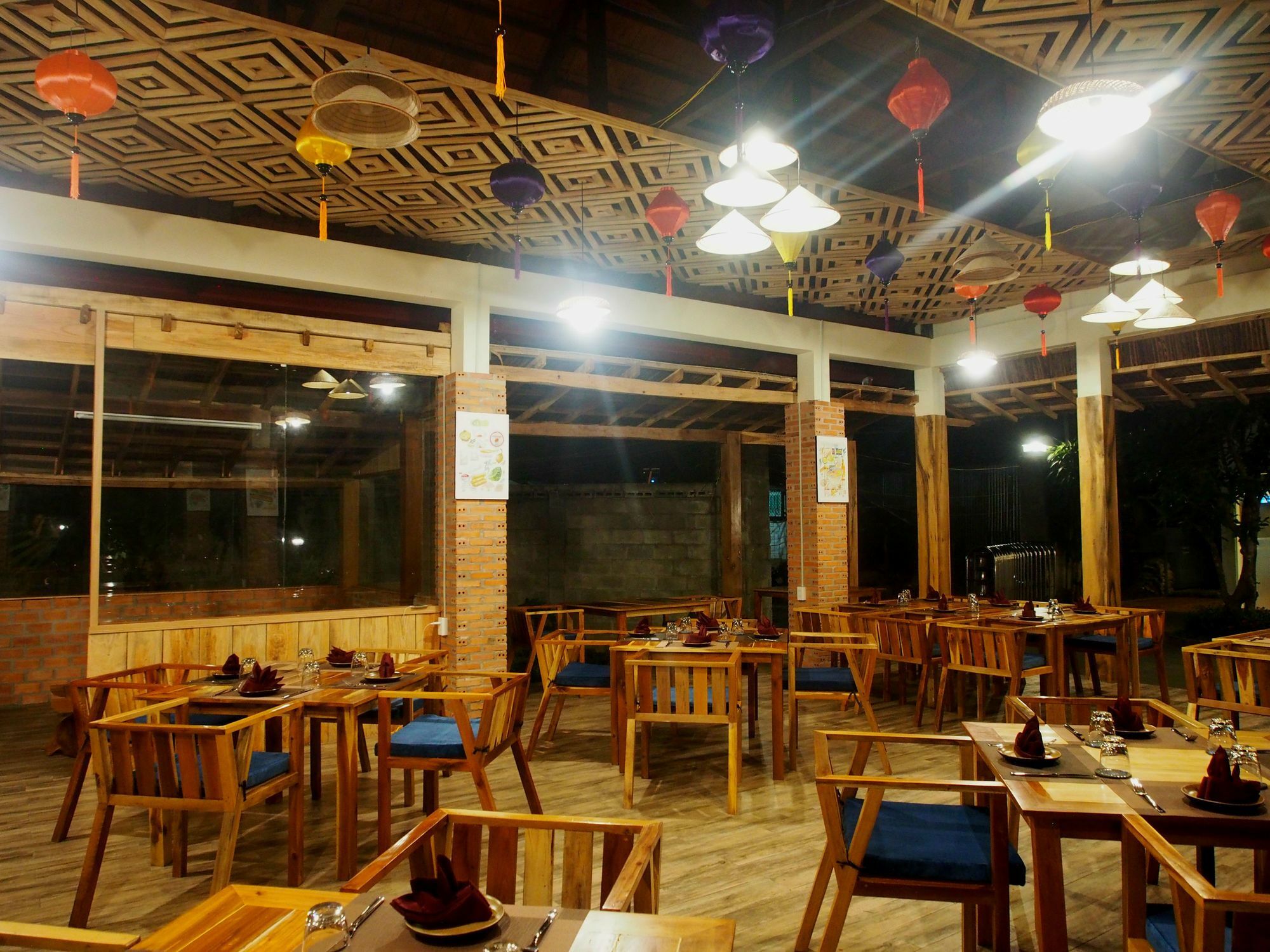 Hula Hula Beachfront Resort Phu Quoc