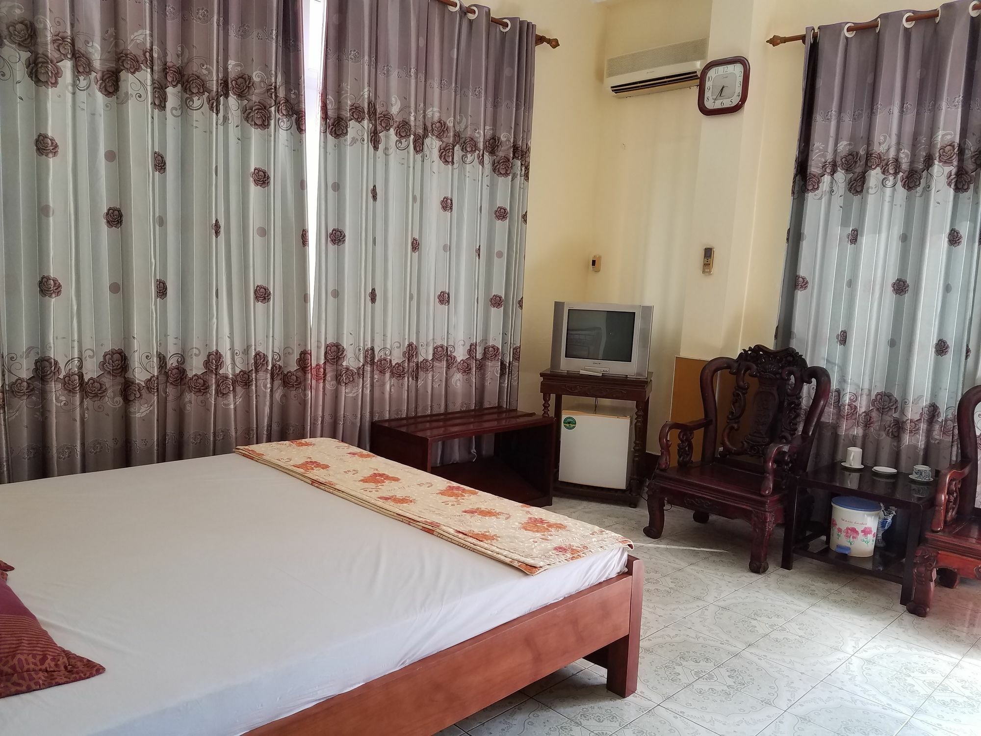 Hotel Linh Dan 2*