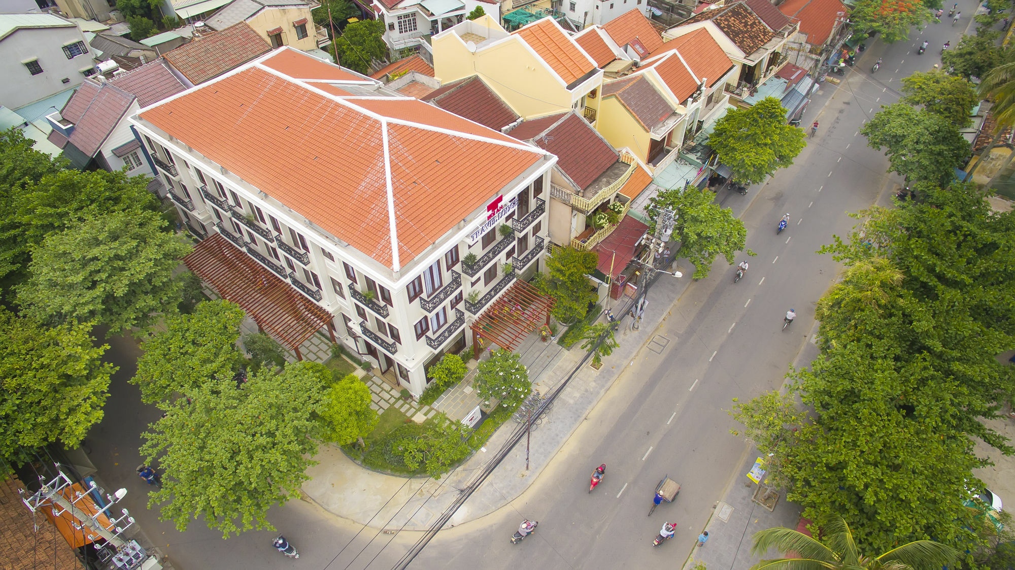 Travel Hotel