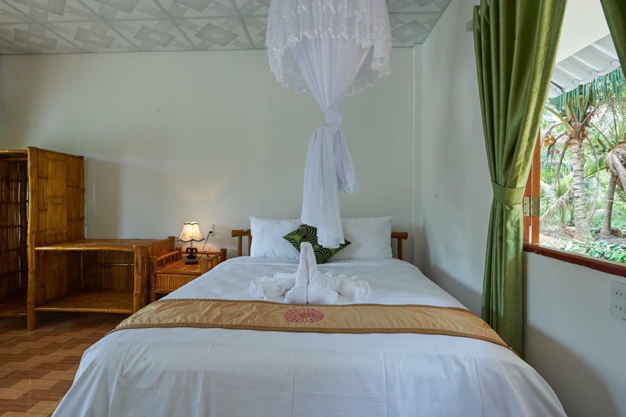 Resort Tra Vinh Nguyet Hang