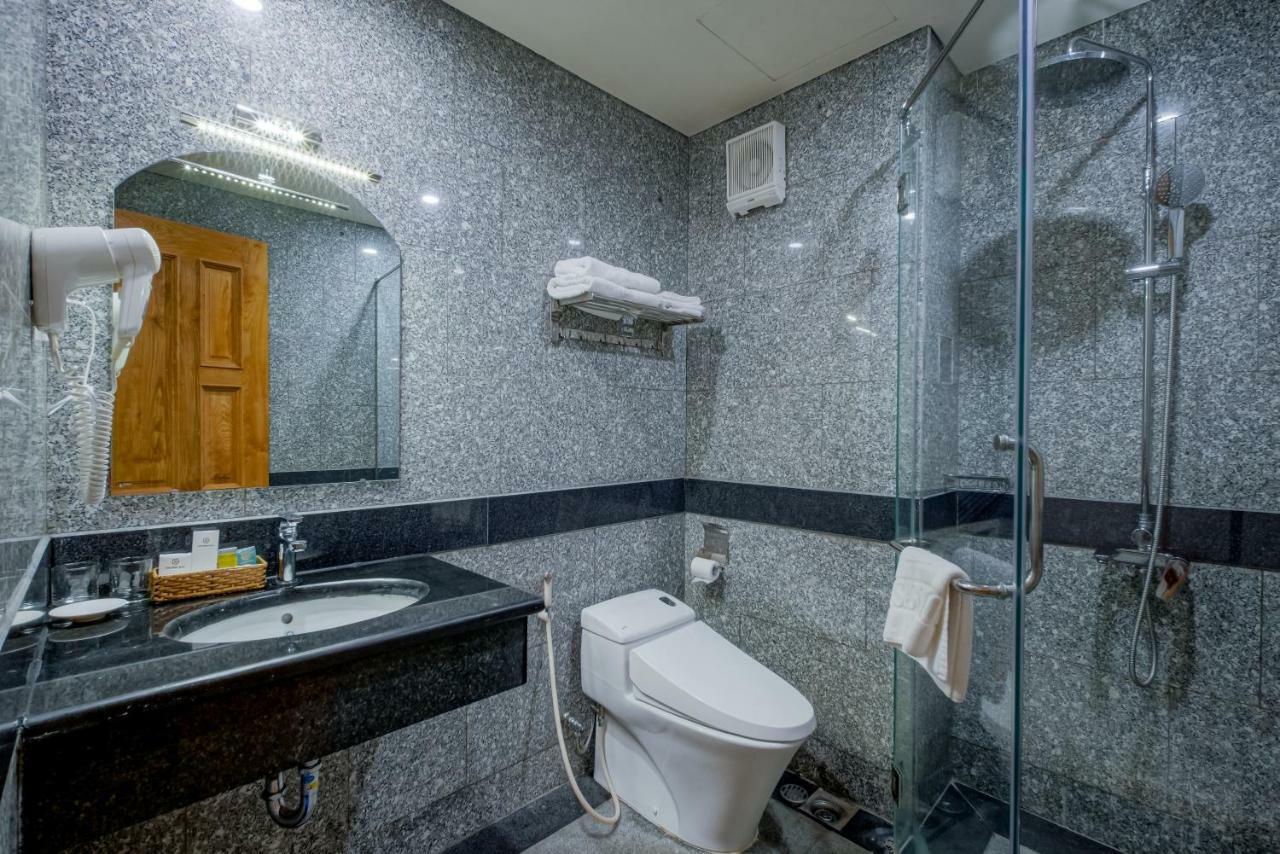 Mayvill Hotel 3*