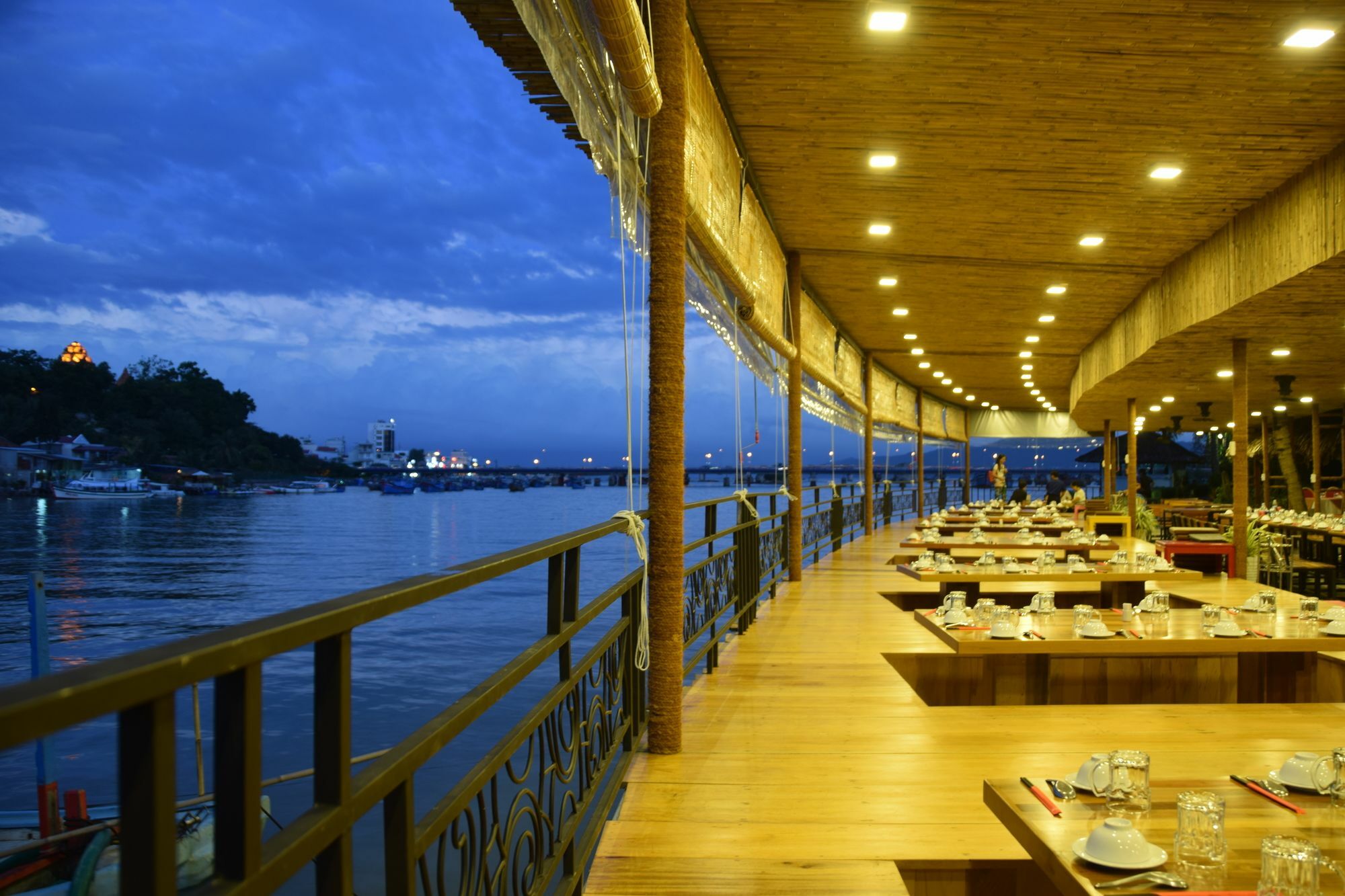 Cham Oasis Condotel Nha Trang