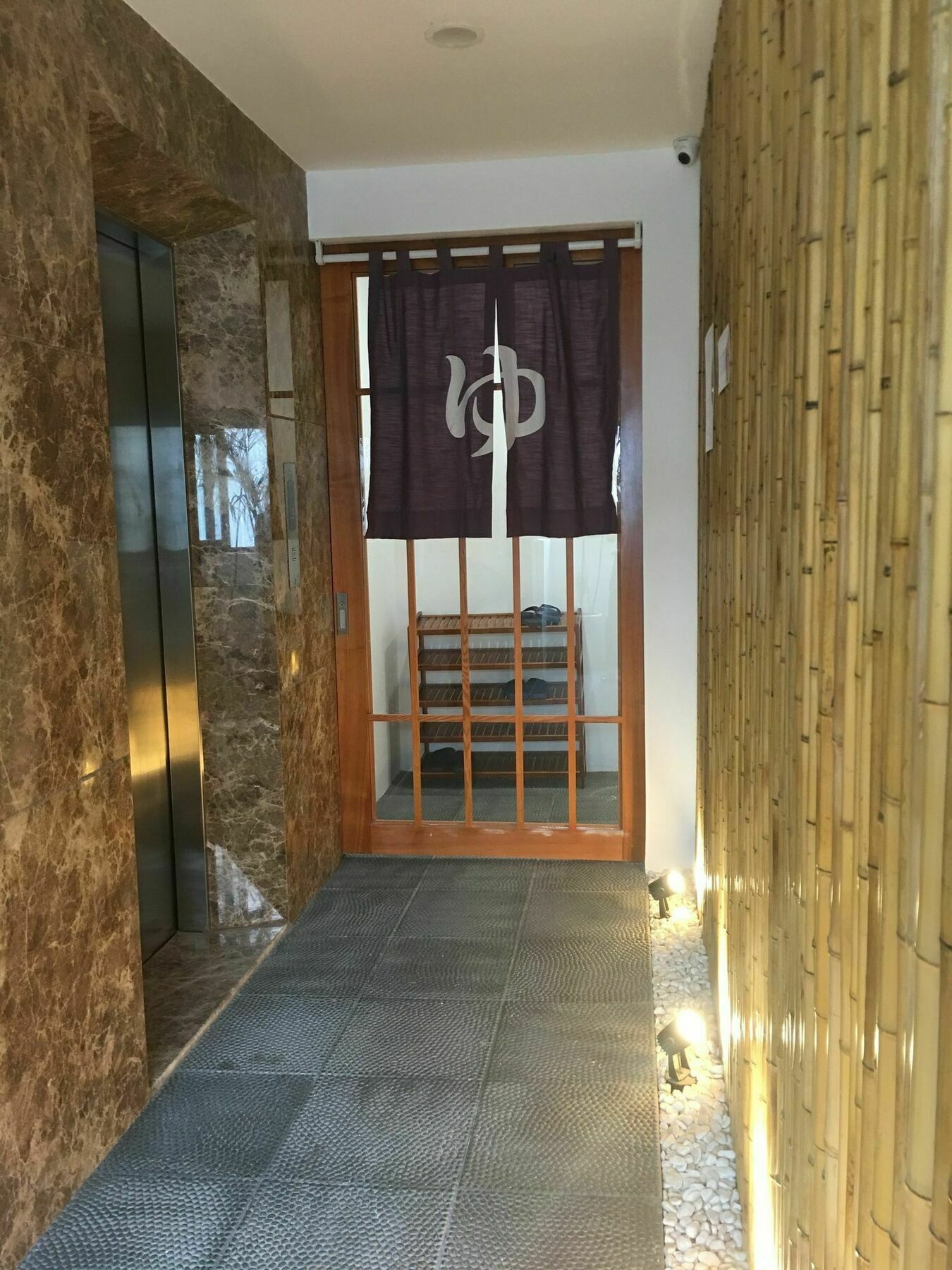 Azumaya Linh Lang Hotel 3*