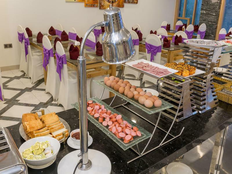 Grand Jeep Hotel Da Nang