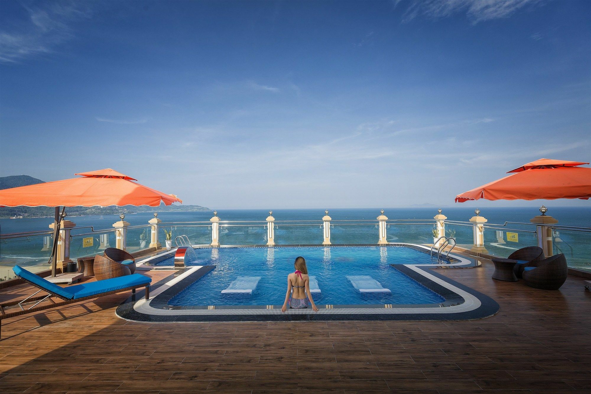 7 Seven Sea Hotel 4*