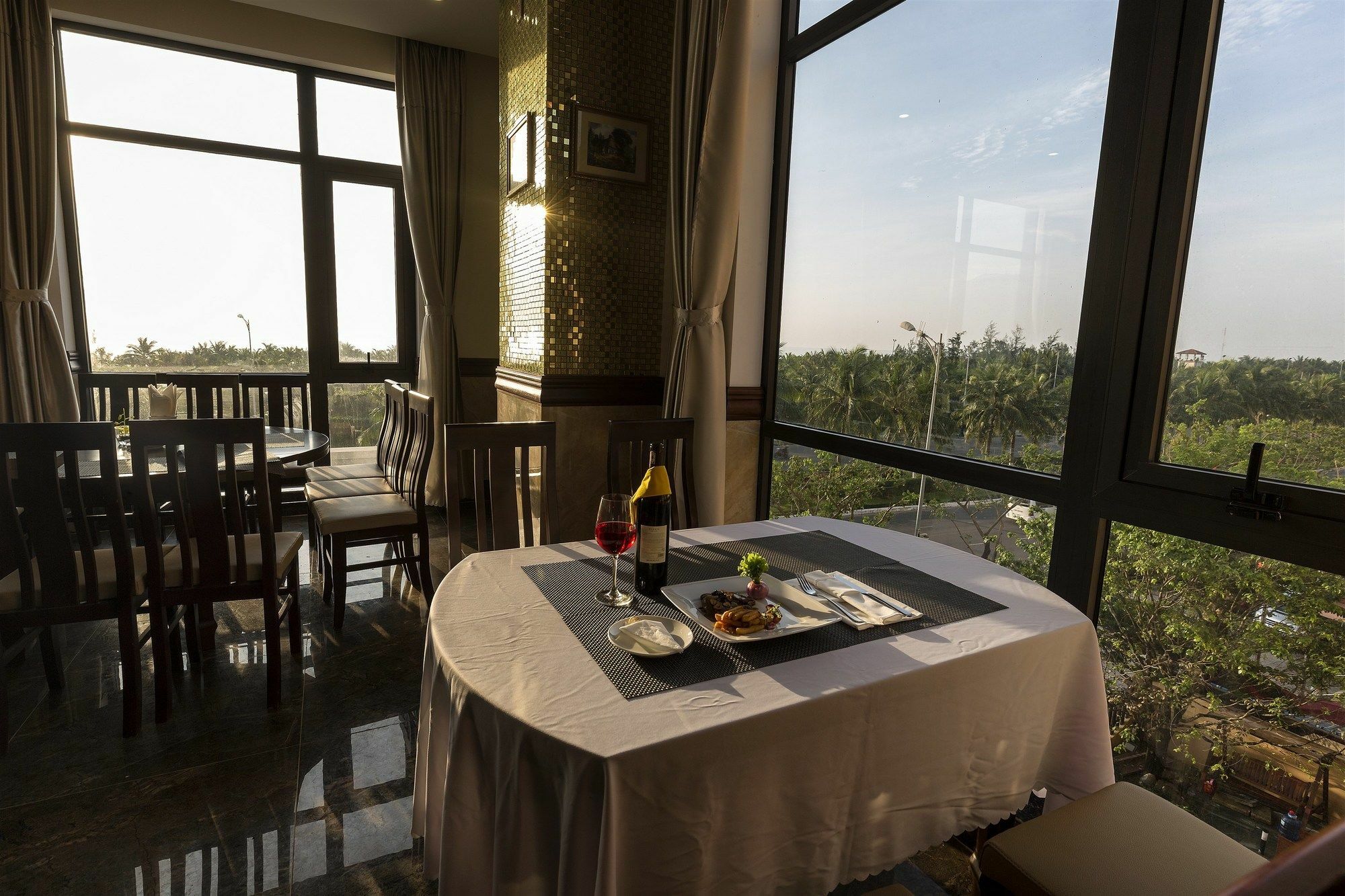 Hotel 7 Seven Sea
