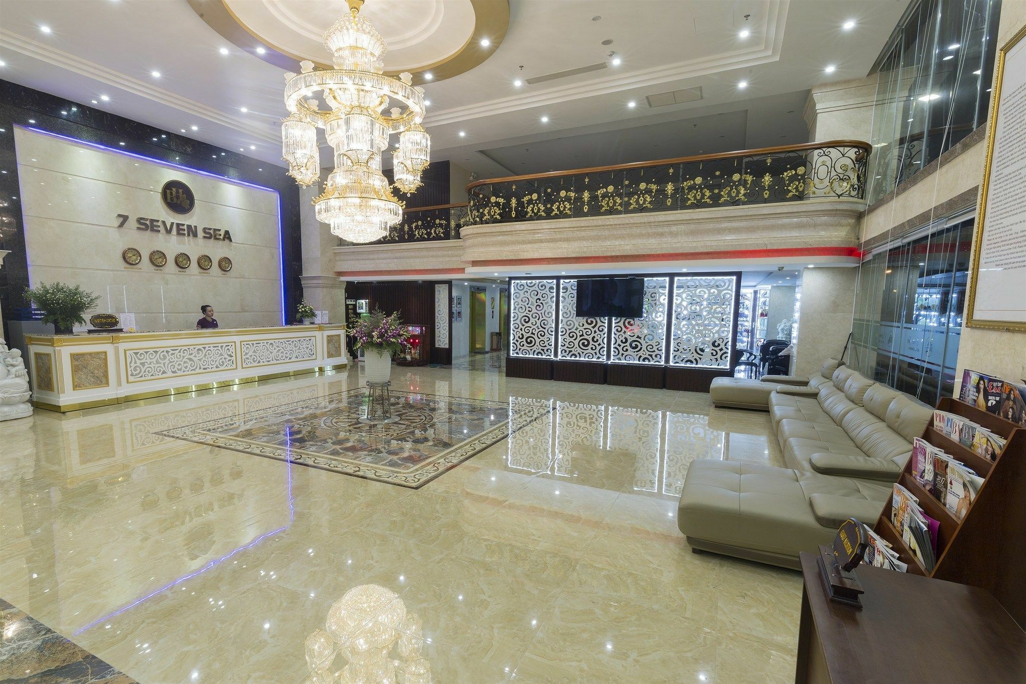 7 Seven Sea Hotel 4*