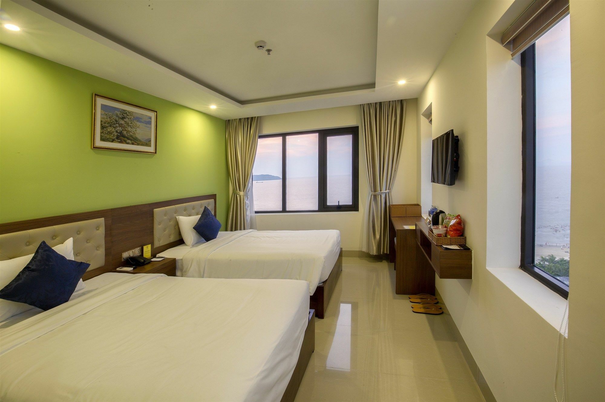 7 Seven Sea Hotel