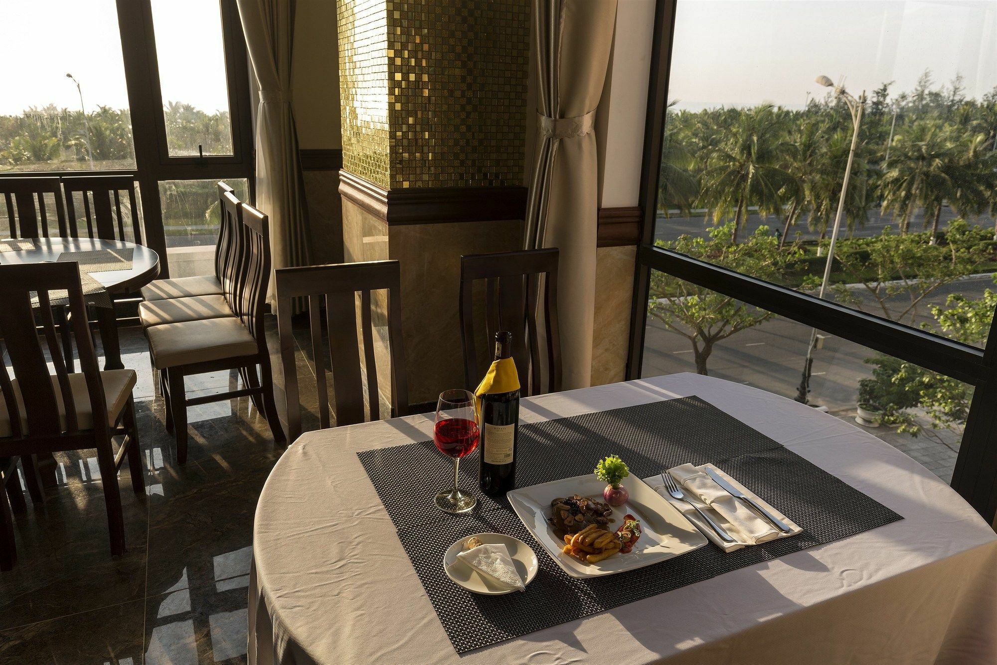 7 Seven Sea 4* Da Nang