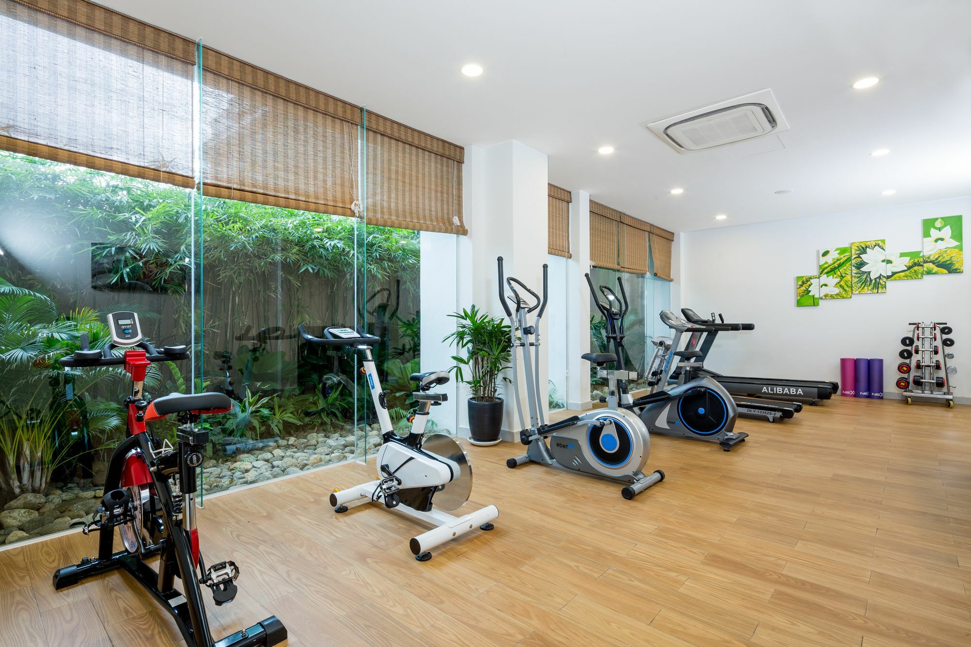 Grandvrio By Route Group Hotel