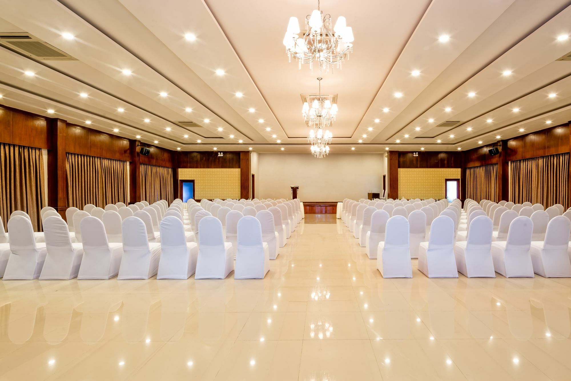 Grandvrio By Route Group 4* Da Nang