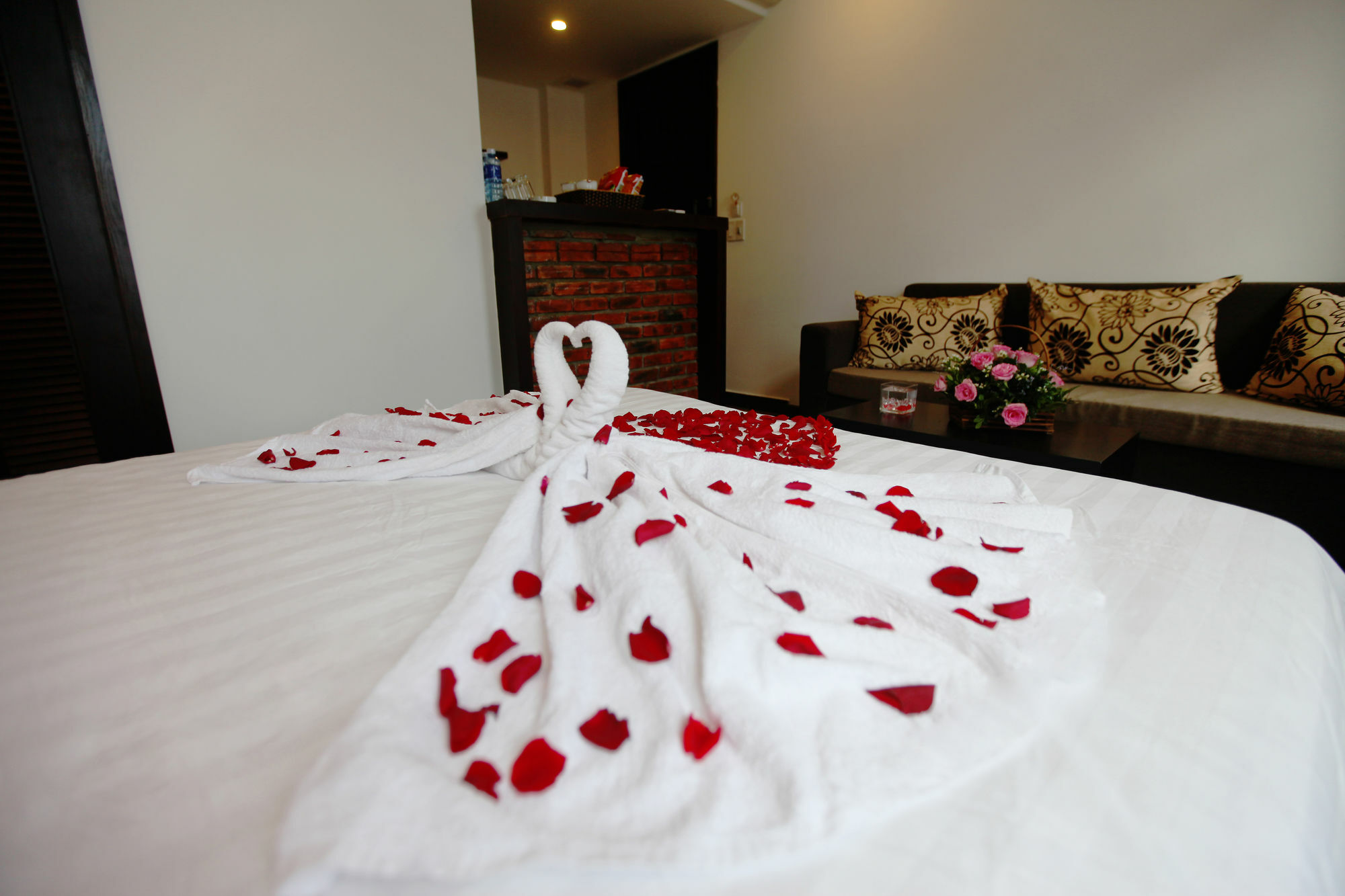 Emily & Hotel Da Nang