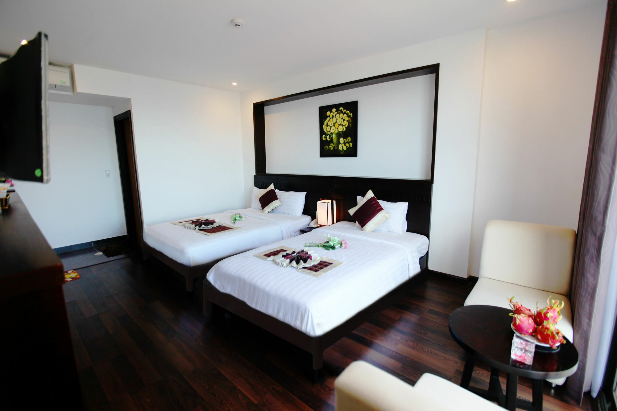 Emily & 3* Da Nang
