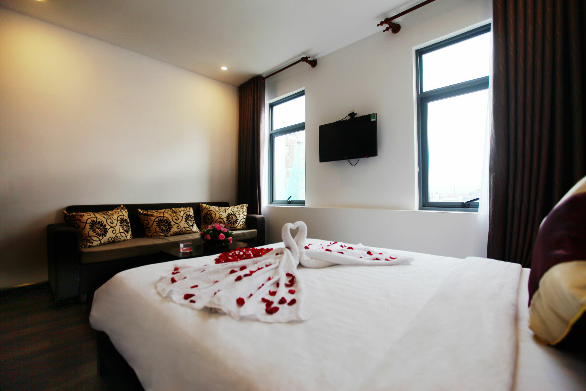 Hotel Emily & 3*