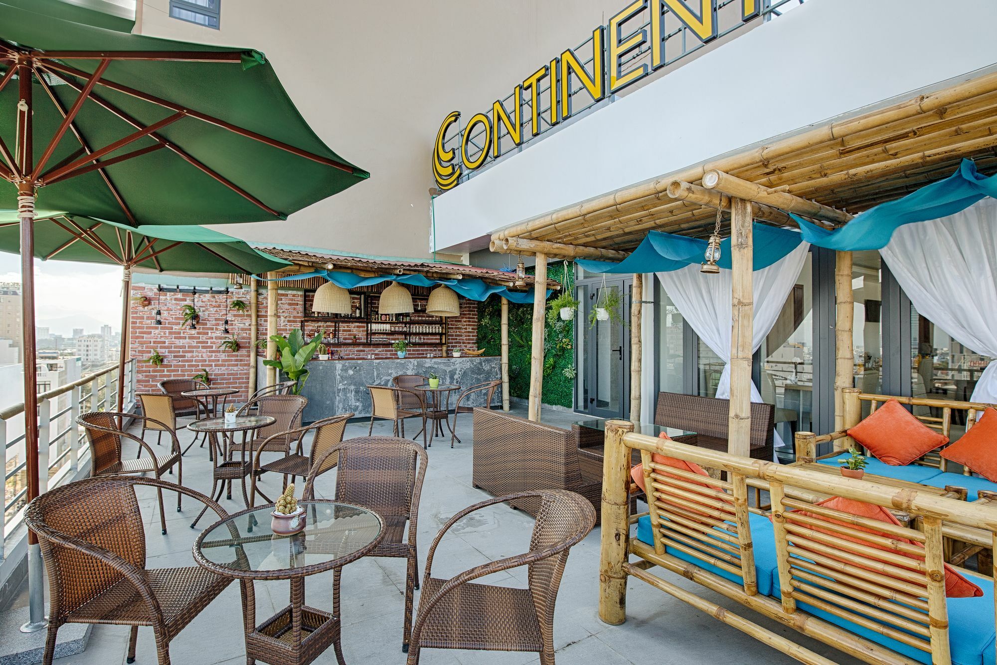 Continent 3* Đà Nẵng