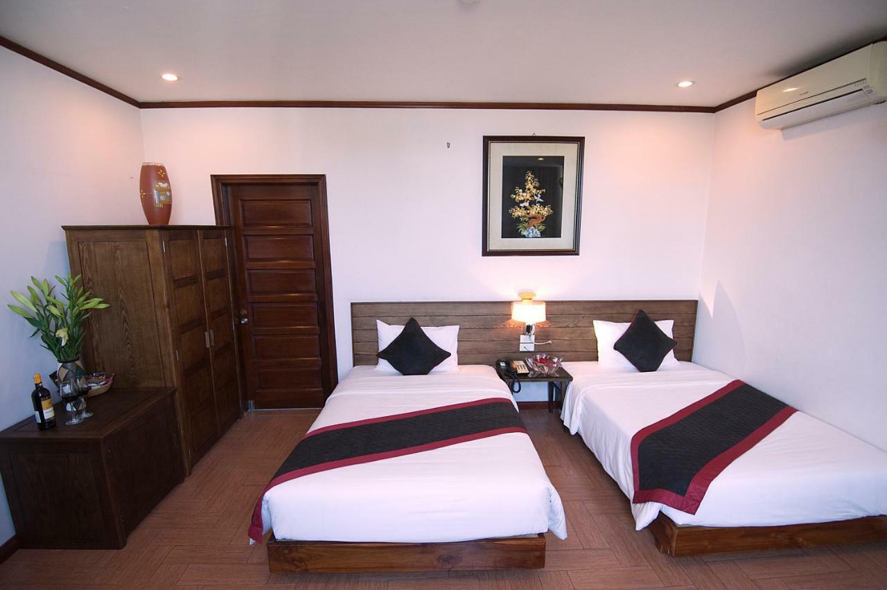 Bay 2* Ha Long