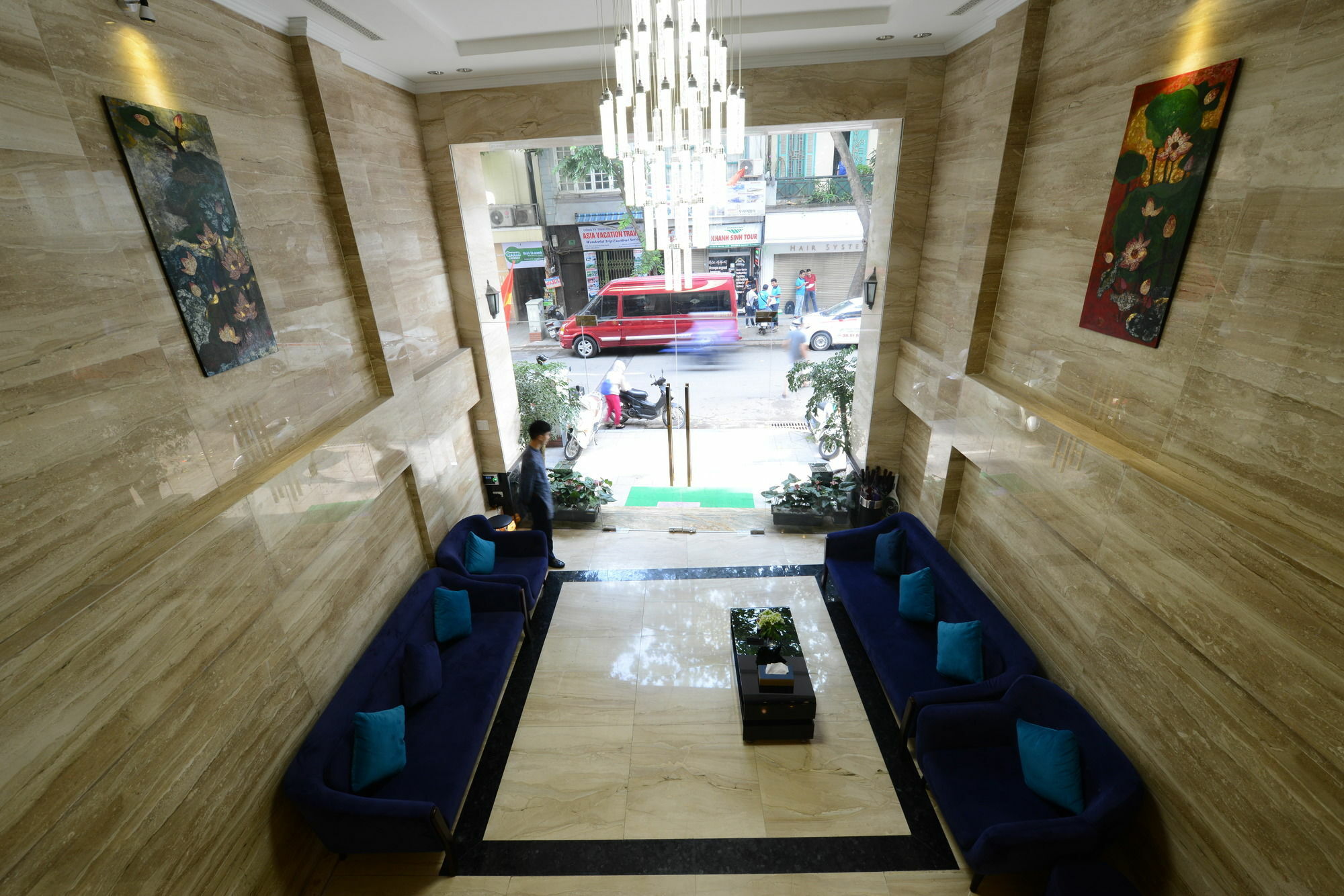 Emerald Waters Hotel