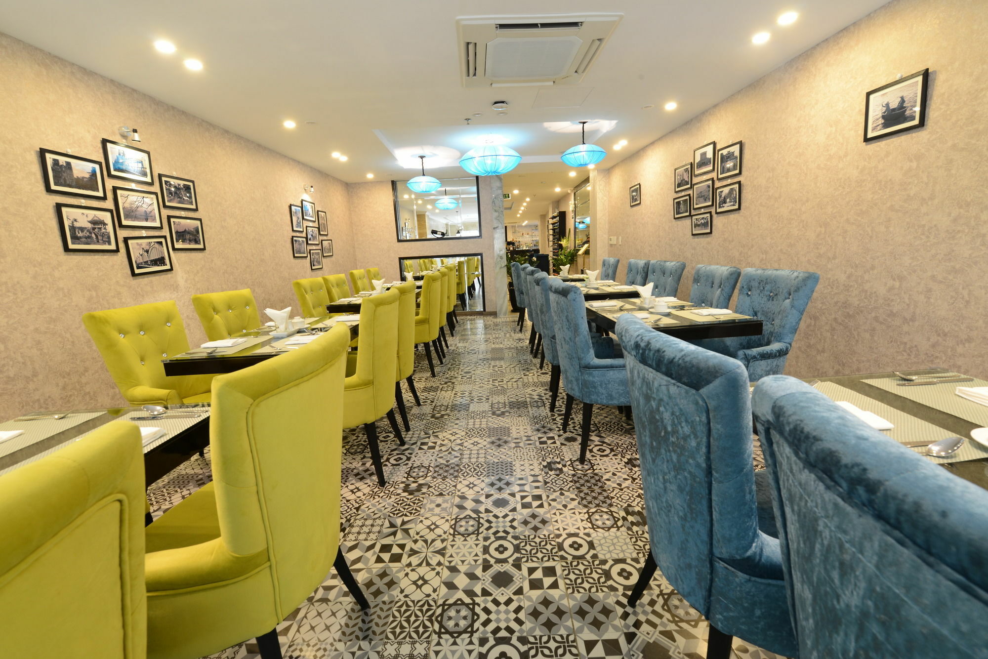 Emerald Waters Hotel 4*