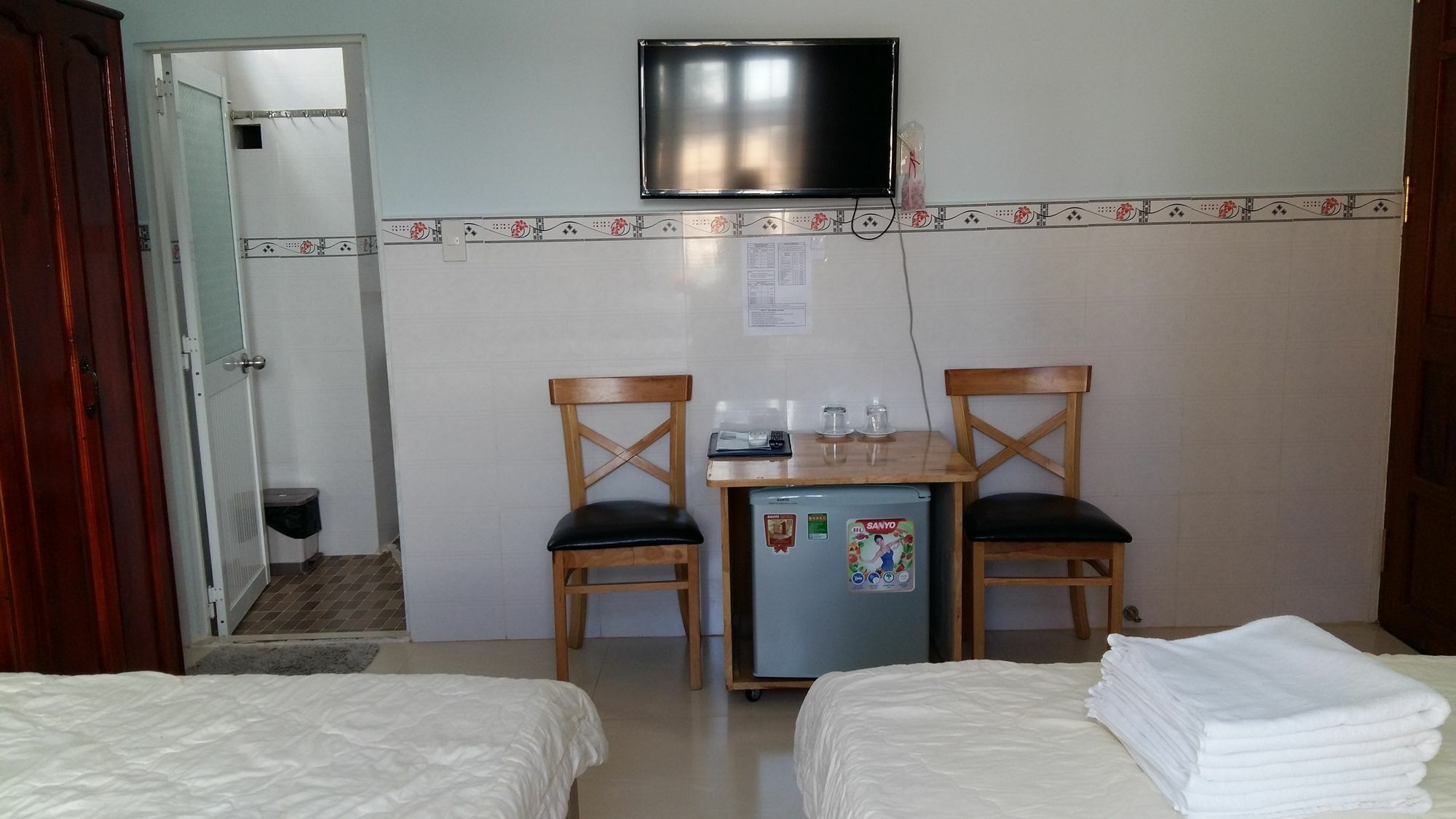 Ngan Giang Guest house 2*
